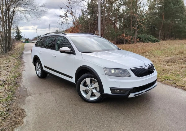 Skoda Octavia cena 51900 przebieg: 226000, rok produkcji 2015 z Staszów małe 497